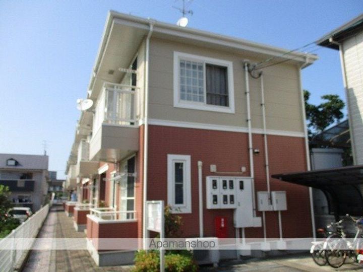 愛媛県新居浜市庄内町4丁目の賃貸アパート101の外観