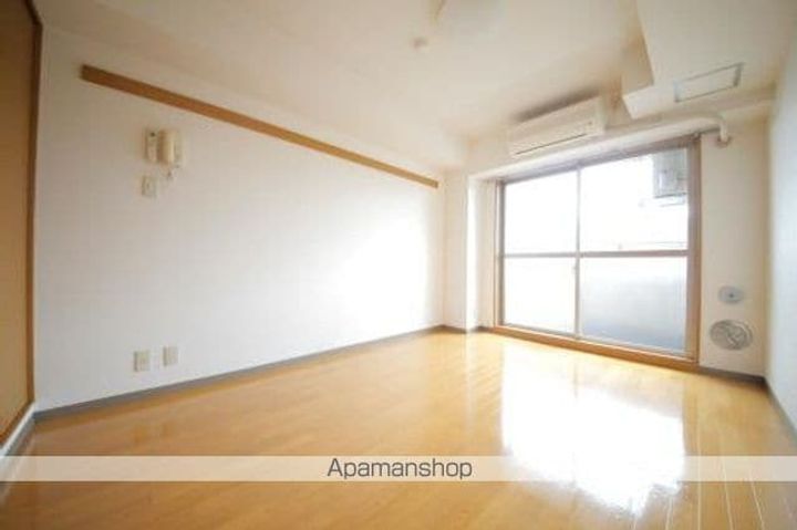 カサクレール202の居間