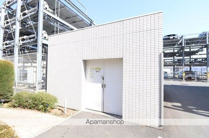 フロンティア・コンフォート研究学園の内装
