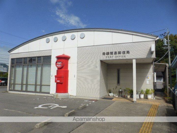 アリビオの周辺