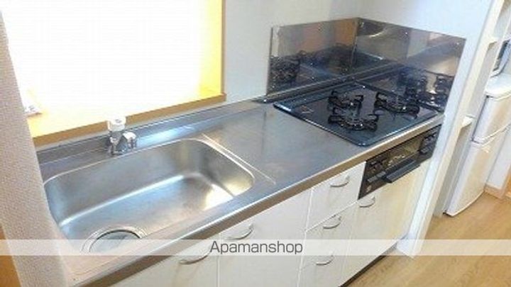 レオパレスアイコート川南206のキッチン