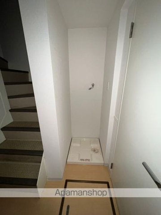 東京都中野区新井1丁目の賃貸マンションの内装