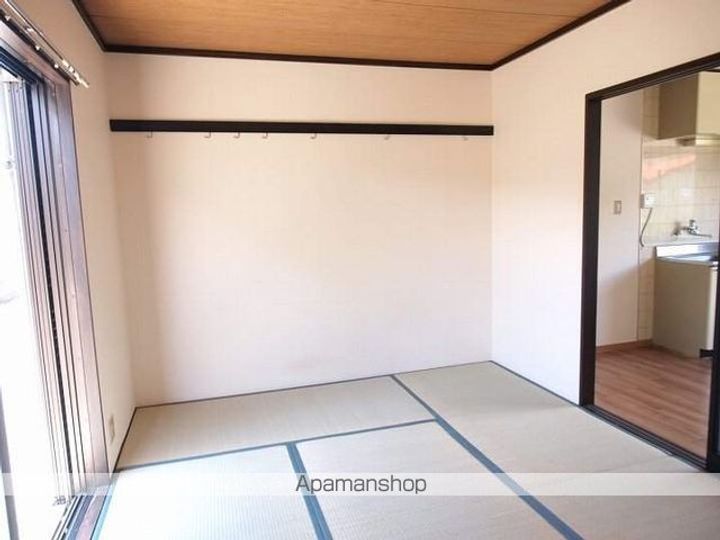 ハウゼ森B105の内装