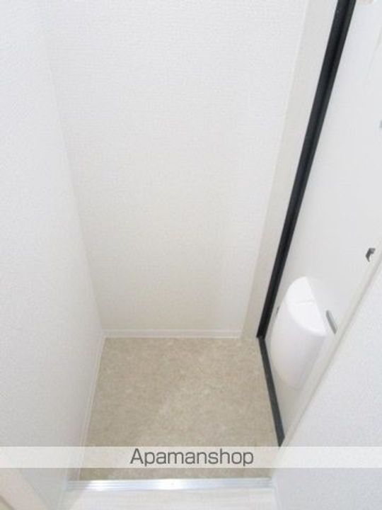 東京都杉並区高円寺南3丁目の賃貸アパートの玄関