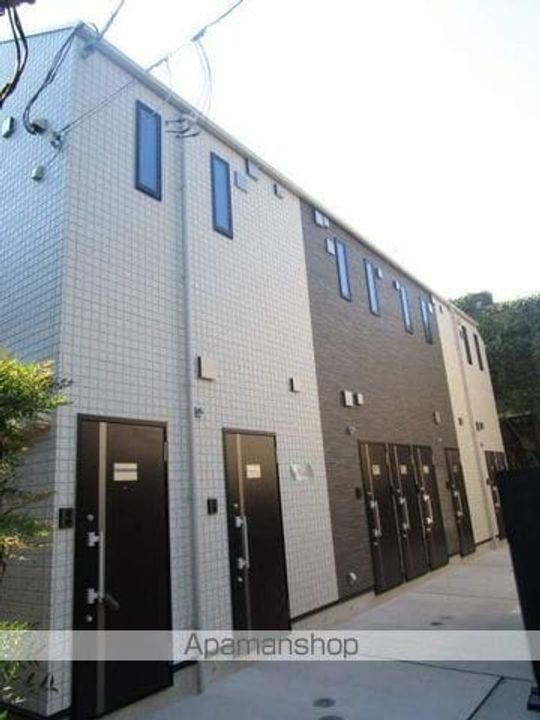 東京都杉並区成田東5丁目の賃貸アパートの外観