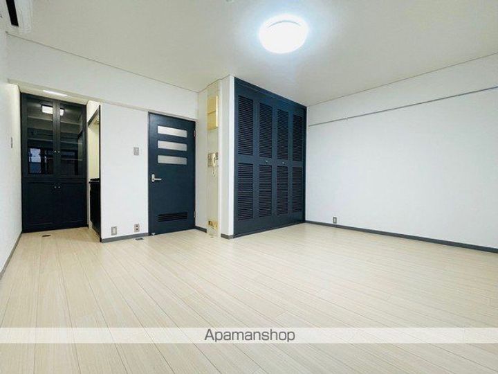 ララ・クレスト境野の居間