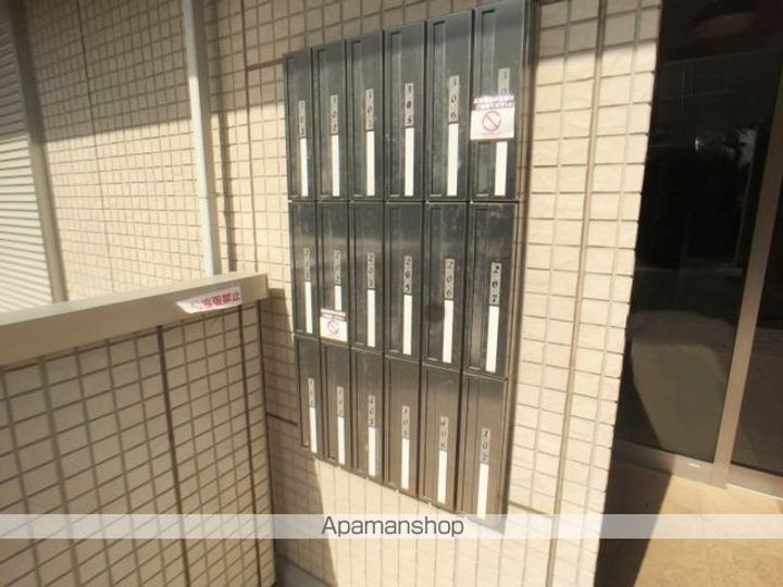 メルベーユおおたかの森 1号棟の外観
