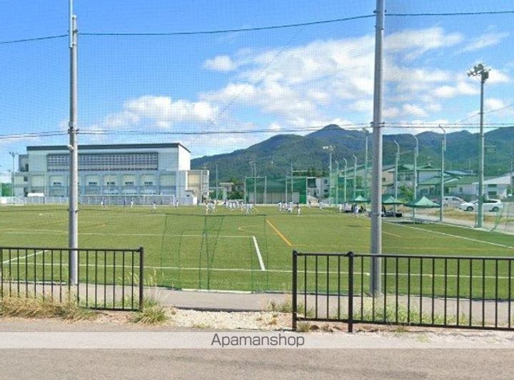 ココ・ヒルズ Ⅰの周辺