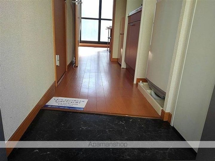 レオパレス英俊Eの玄関