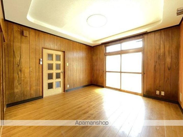 北海道函館市人見町(一戸建)の賃貸物件戸建ての居間