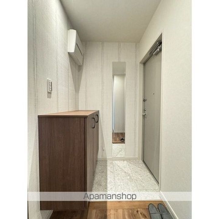 サンクレスト武井の玄関