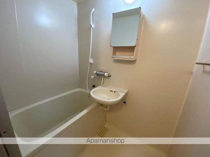 香川県高松市伏石町の賃貸アパートの風呂