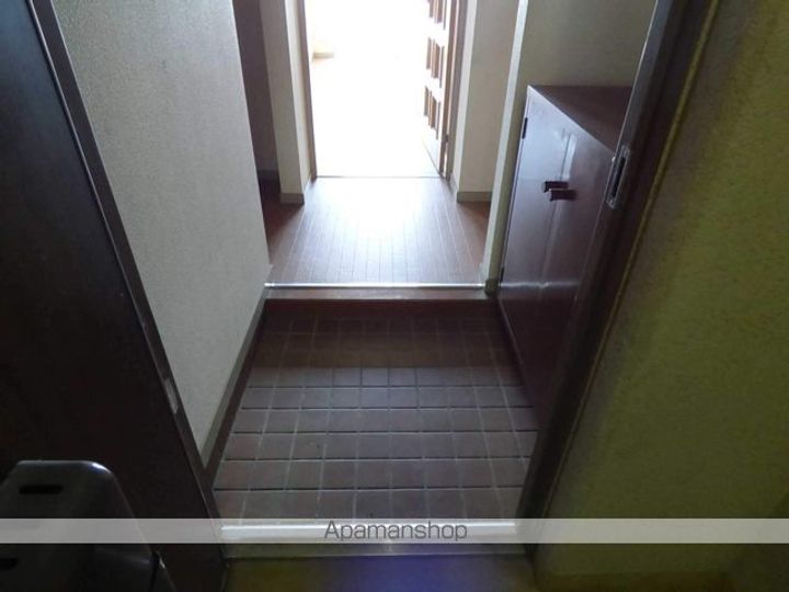 ゴールデンハイツふきあげの玄関