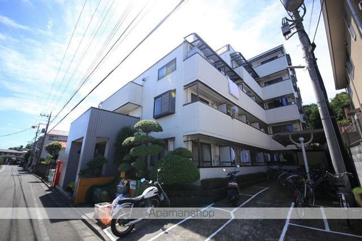 ジュネス鹿島208の外観