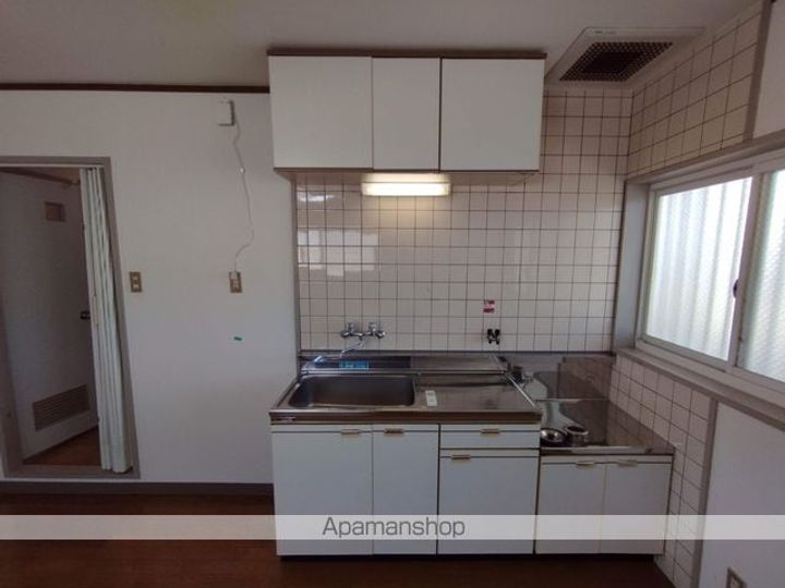 ファミーユKEN205のキッチン