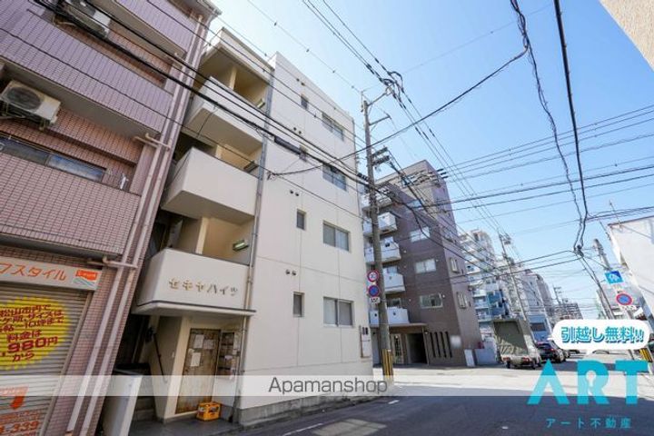セキヤハイツの外観