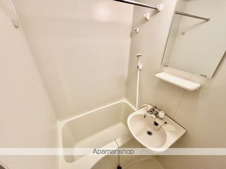 レオパレスコートフェリーク108の風呂