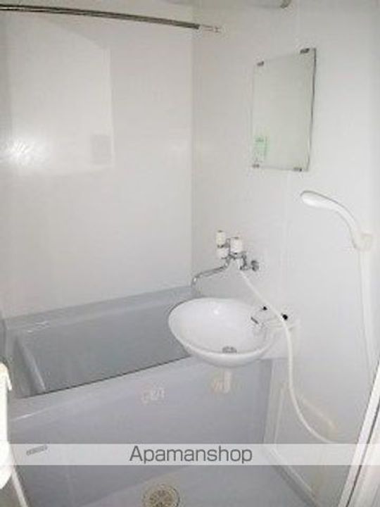 レオパレスA&A101の風呂