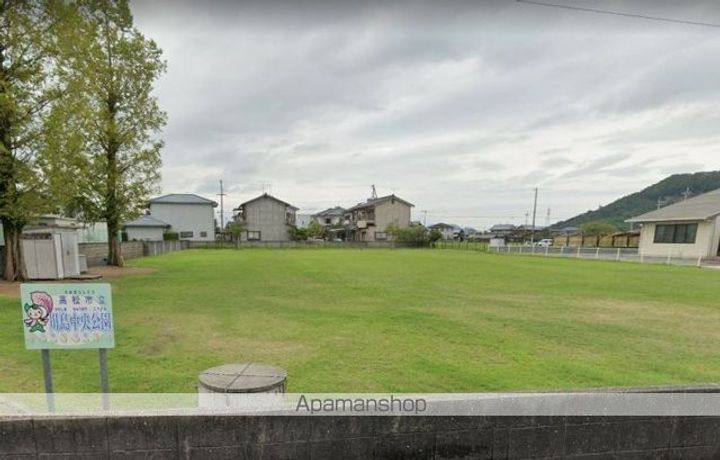 香川県高松市三谷町の賃貸マンションの周辺