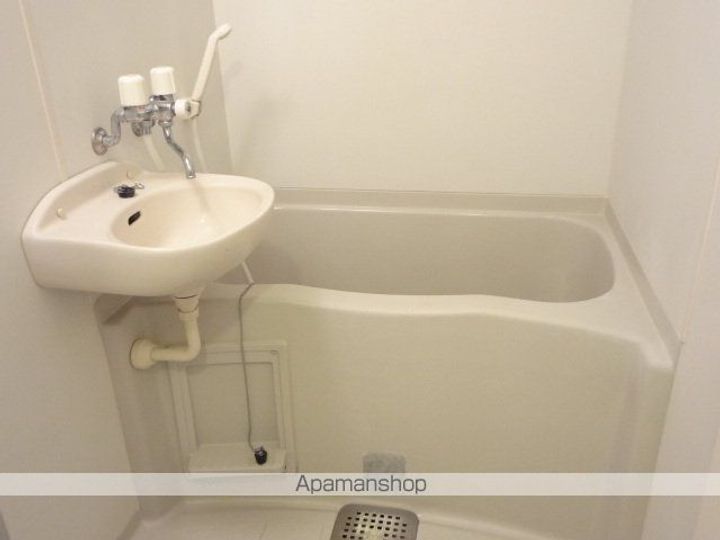 レオパレスはーとらんど104の風呂