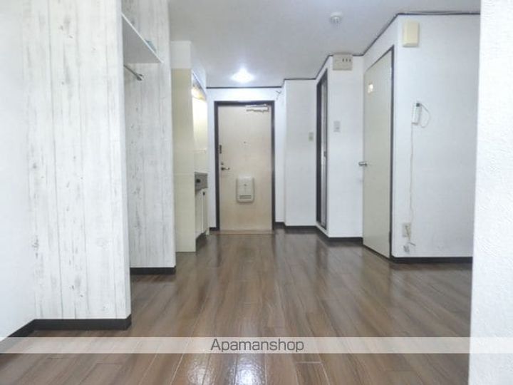 グリーンハイツ.601の居間