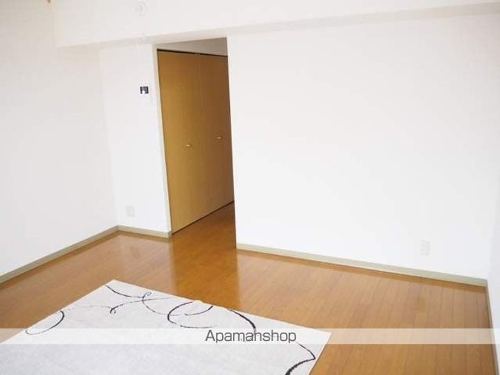 ブロッサムC−2302の内装