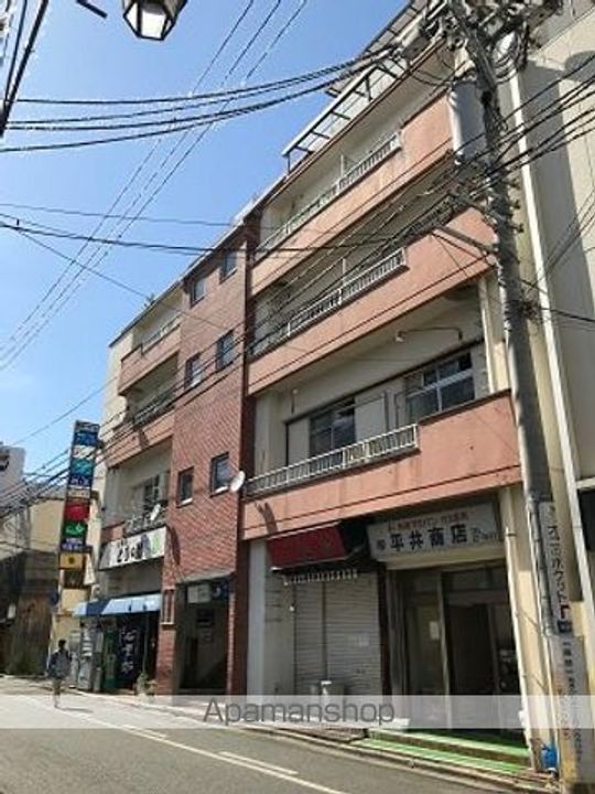 陣場中央ビル306の外観