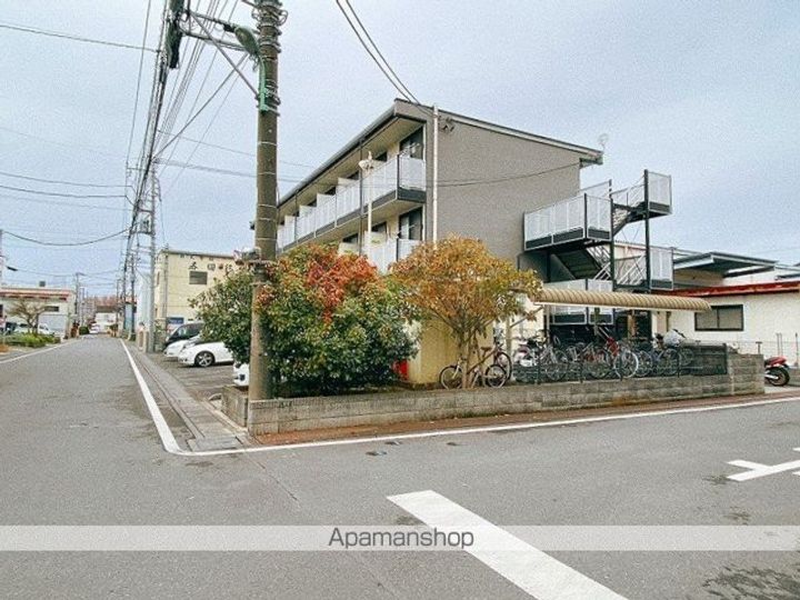 レオパレスアビタシオンの外観