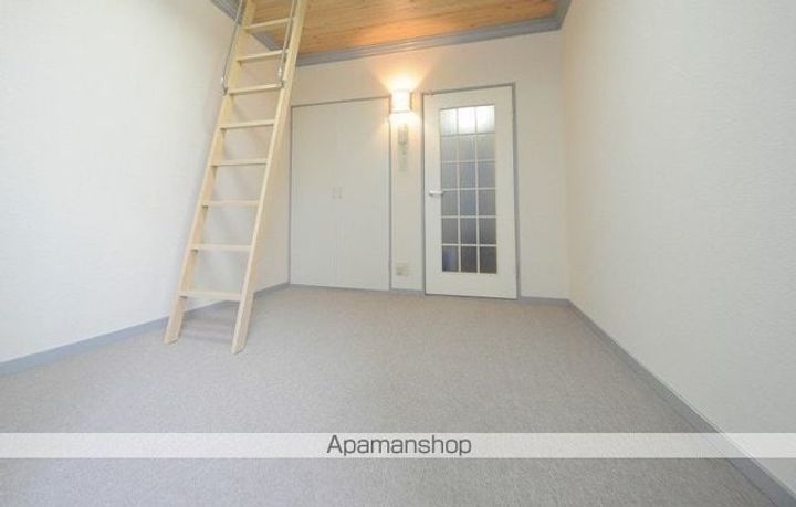 福岡県福岡市中央区地行2丁目の賃貸アパートの居間