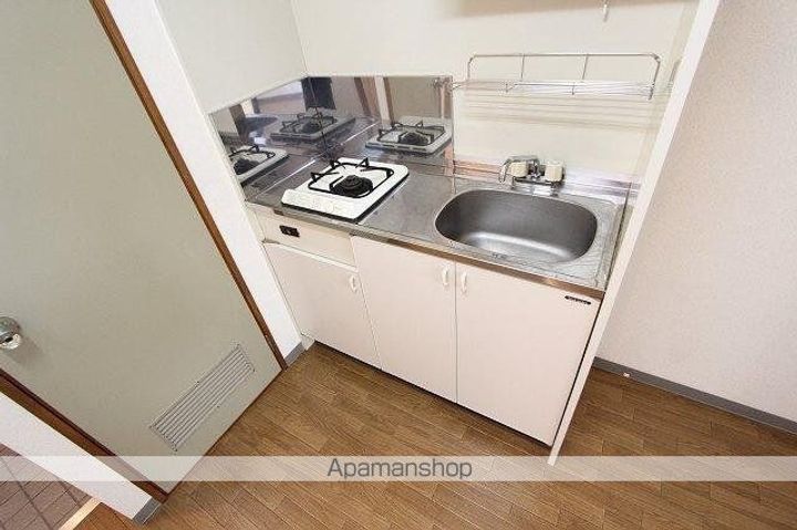 香川県高松市春日町の賃貸アパートのキッチン