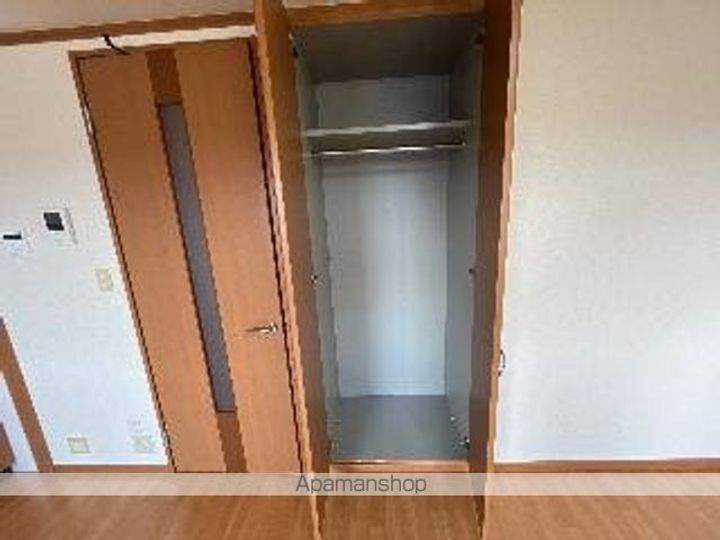 グリーン ラティールのその他画像