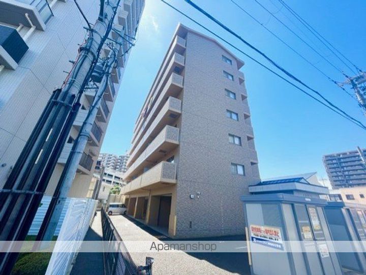 セシルコート702の外観