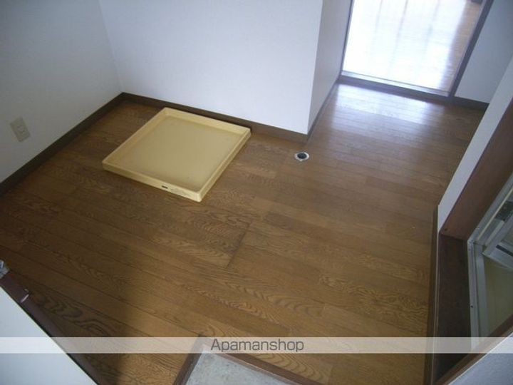 メープルサカモト203の内装