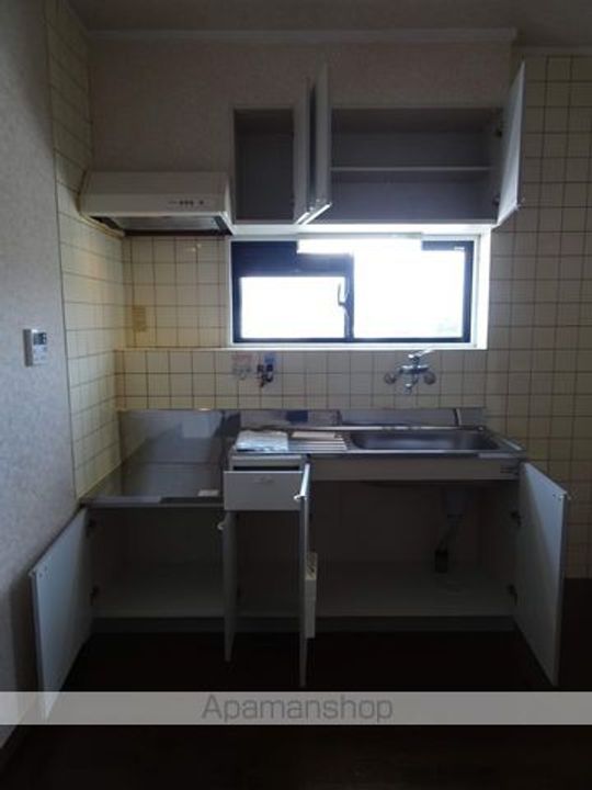 共立マンション小松里207の内装