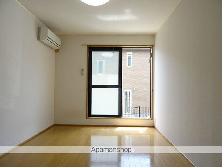 シティハイム ファミール201の居間