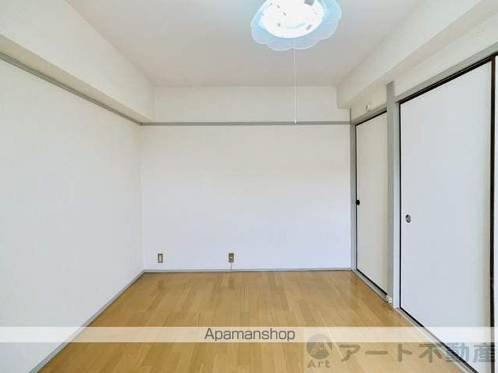 愛媛県松山市福音寺町の賃貸マンションの内装