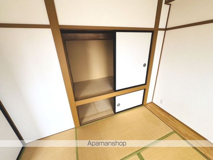 湯川パレス(ユノカワパレス)505の内装