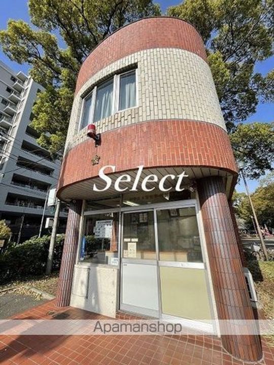 ベルシード横濱大通り公園の周辺