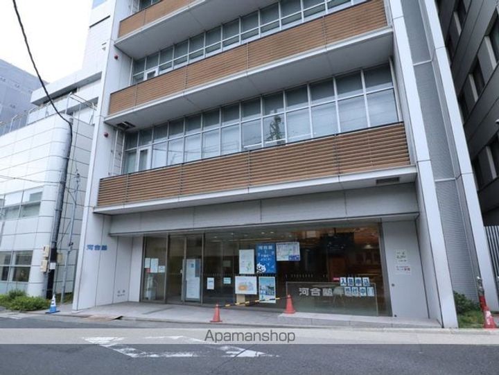 プレサンスジェネ葵の周辺