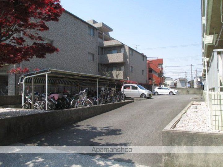メゾンラフォーレの外観