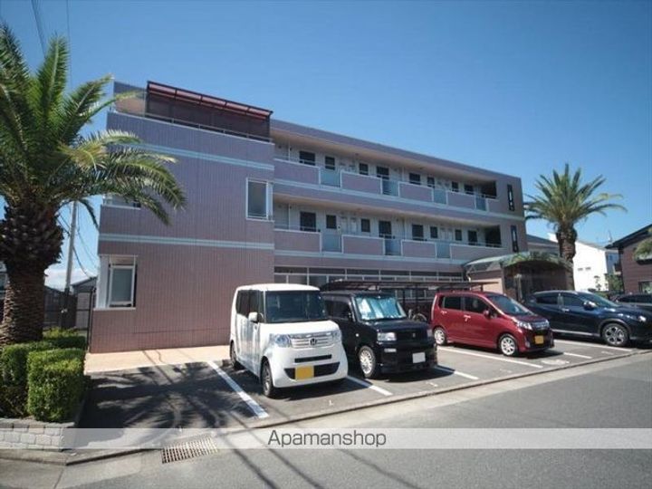 香川県高松市松縄町の賃貸マンションの外観