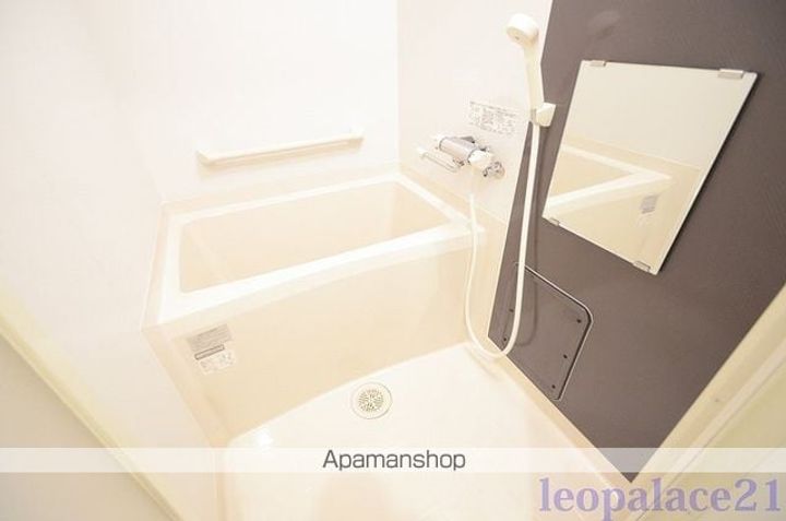 クレイノクレセントの風呂