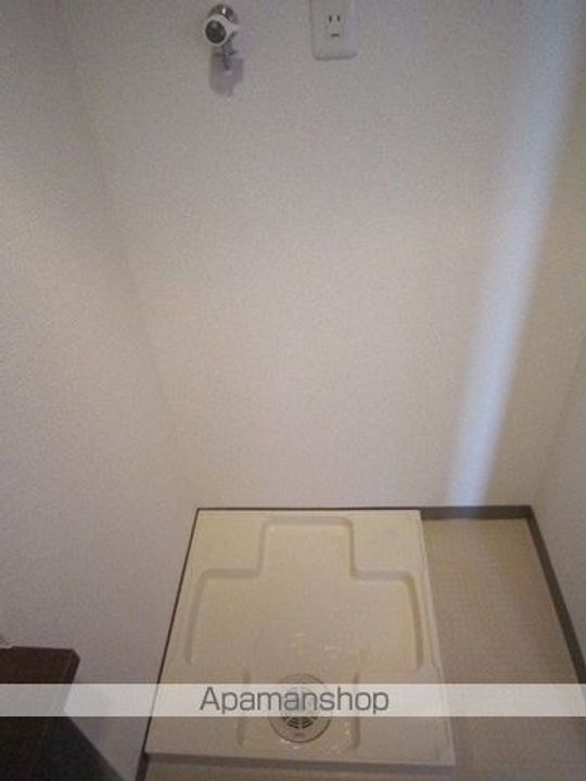 ヴィアーレ八幡三丁目608の内装