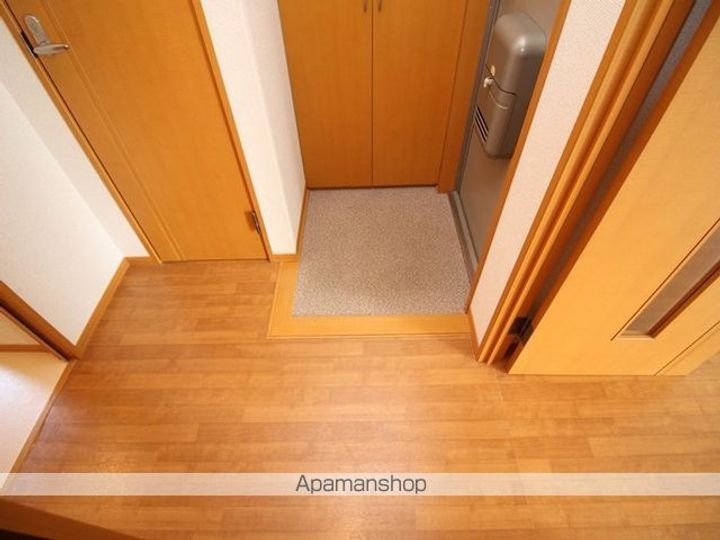 VINEーYARD HARVESTの玄関