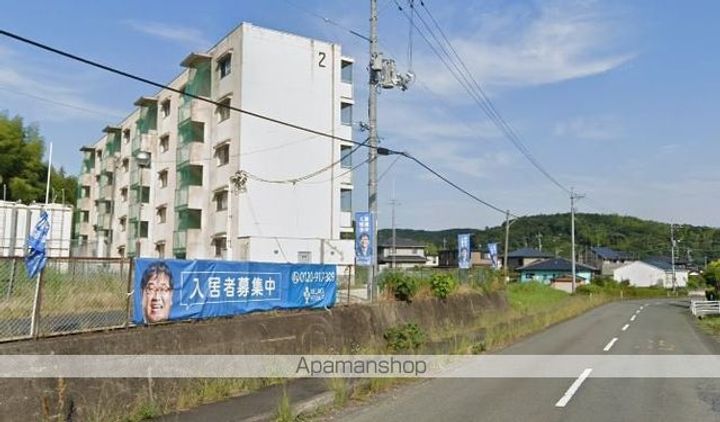 ビレッジハウス埴生1号棟の外観