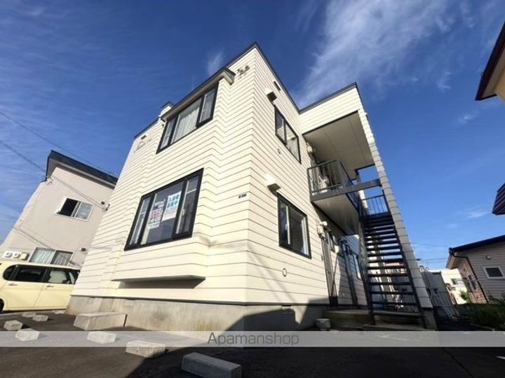 ツインかたばみ102の外観