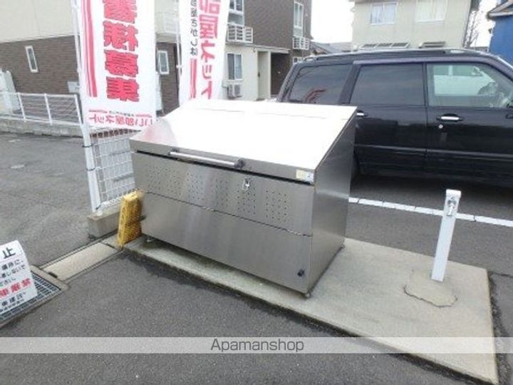 ディア・エレファントのその他画像