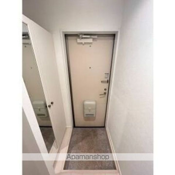 ノースヒル103号室の玄関