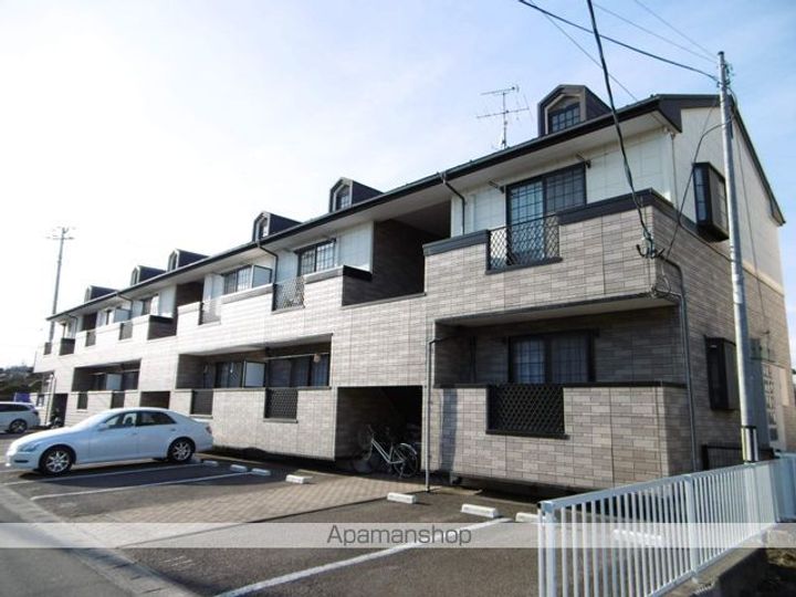 ナヴィール萩1号館の外観