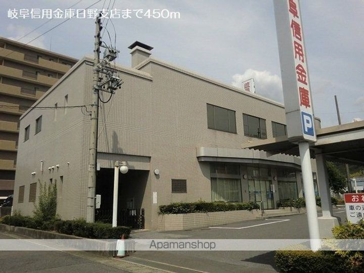 岐阜県各務原市那加桐野町1丁目の賃貸アパートの周辺